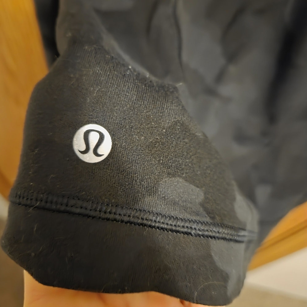 Lululemon Quarter-Zip Long Sleeve Running Top Size 12 Women's - Picture 7 of 7